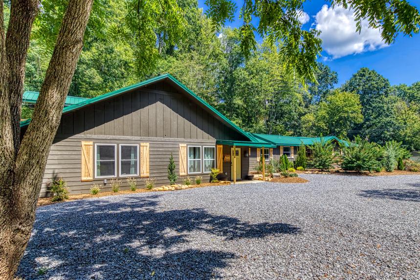 Hidden Creek Cottage